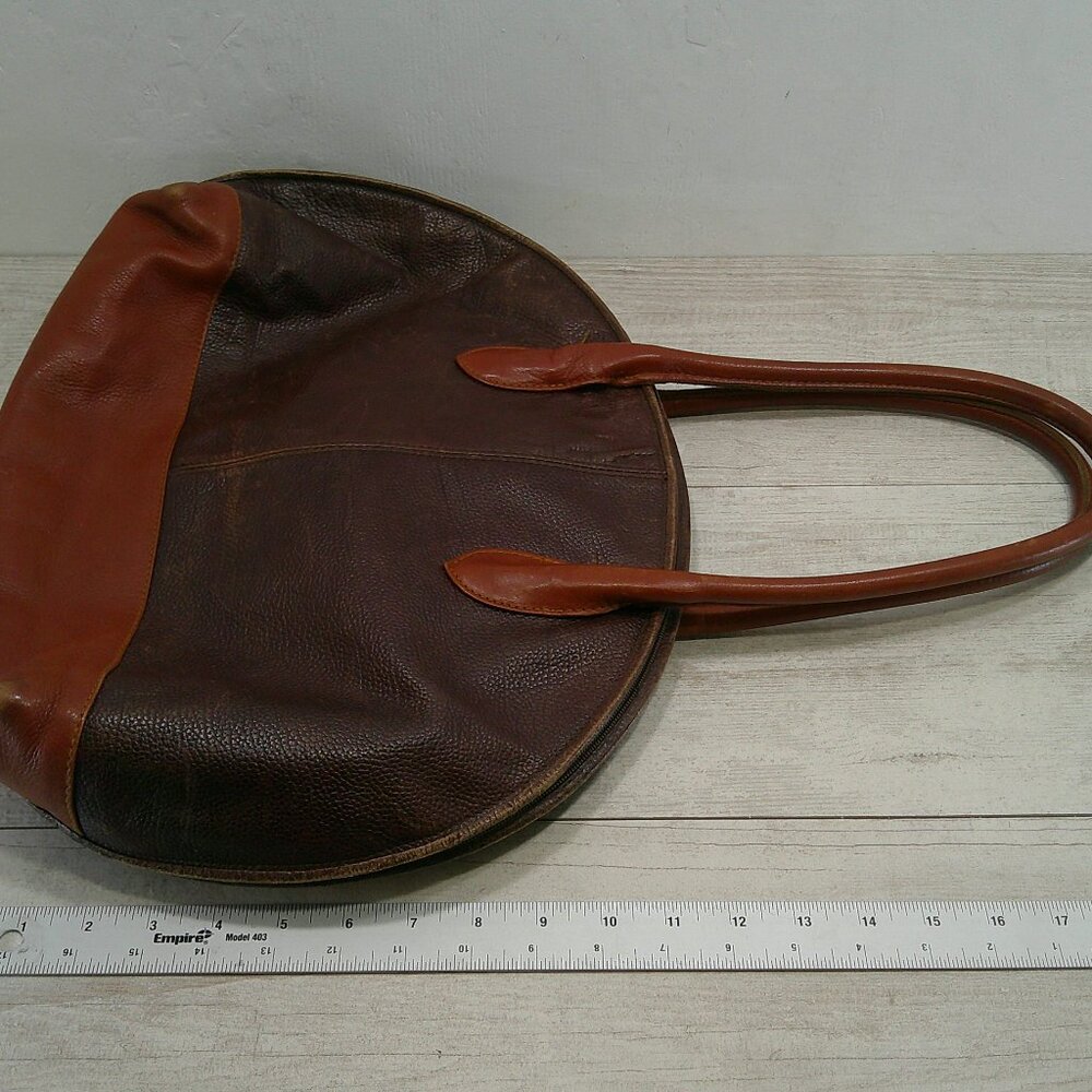 Unisa Rare Leather Vintage Large 16' Half Moon Shoulder Bag Purse Pocketbook - Picture 8 of 11